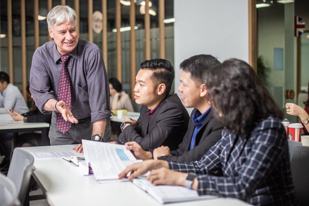 Chương trình executive MBA là gì	