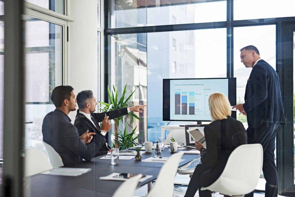 3 lợi ích của việc học Executive MBA - chương trình thạc sĩ quản trị kinh doanh hệ điều hành cao cấp