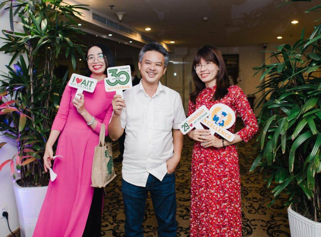 VIỆN CÔNG NGHỆ CHÂU Á (AIT VIỆT NAM) ĐÓN SINH NHẬT LẦN THỨ 29 - Happy 29th Brithday to asian institute of technology centre in vietnam
