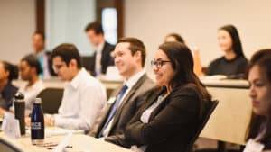 có nên học thạc sĩ không