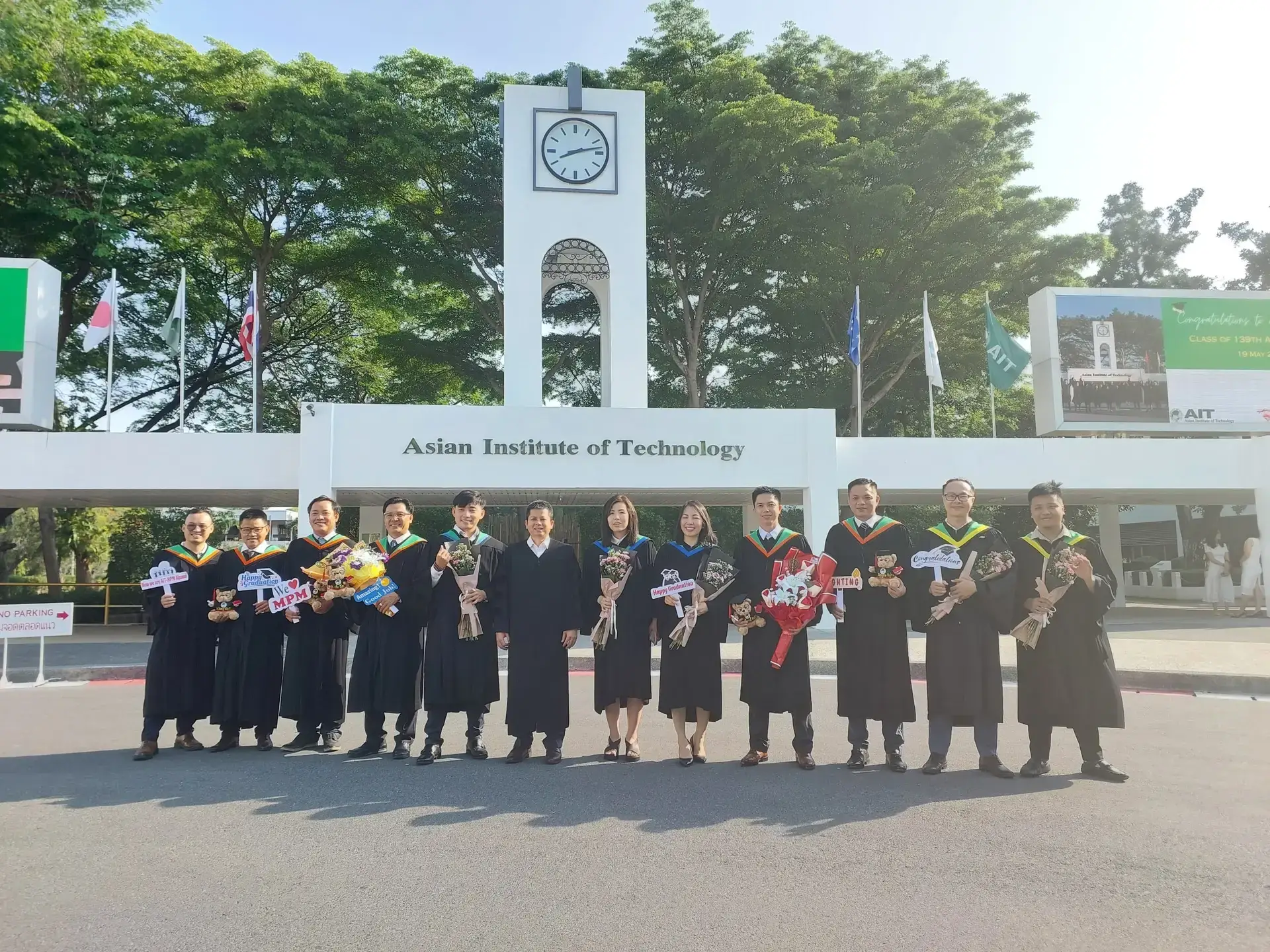 học mba ait