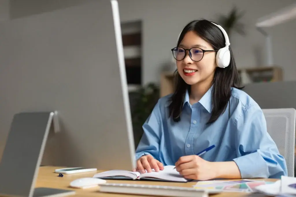 Học thạc sĩ quản trị kinh doanh online
