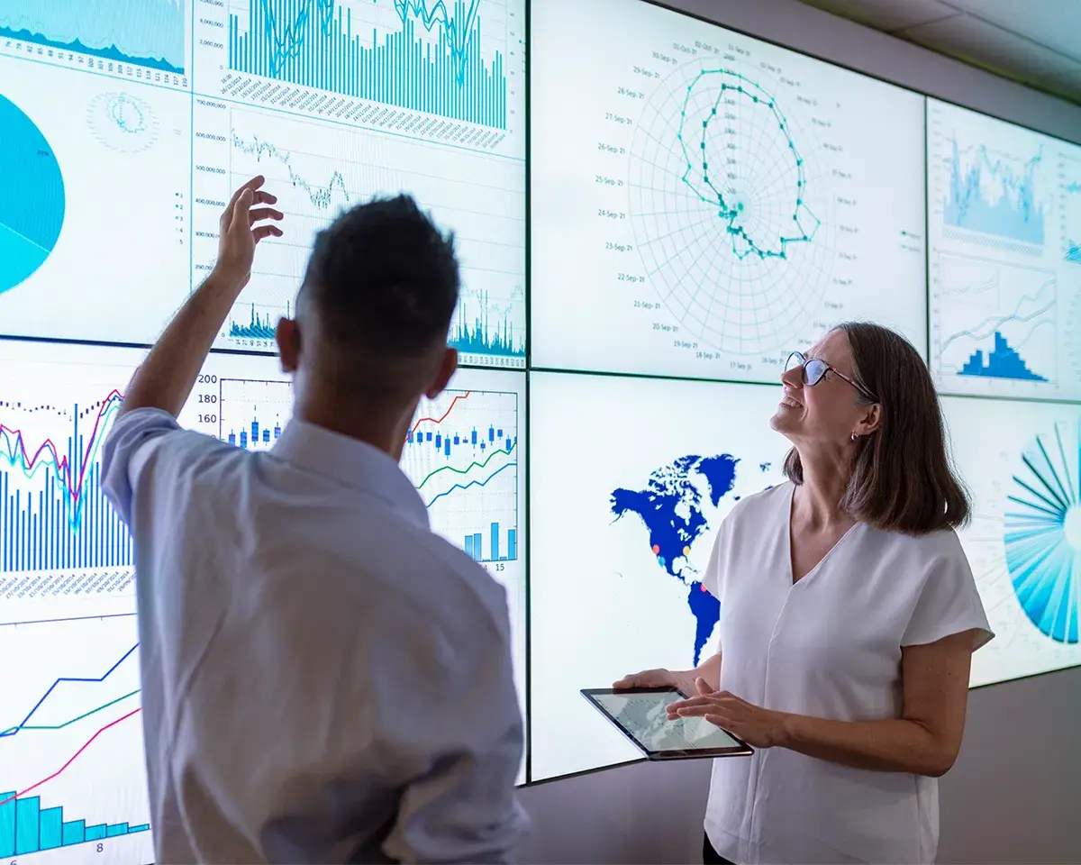 So sánh Power BI và Looker Studio