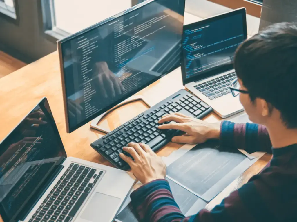 IT Business Analyst là gì? Hướng nghiệp rõ ràng cho vị trí quan trọng trong IT hiện đại 1 IT Business Analyst là gì