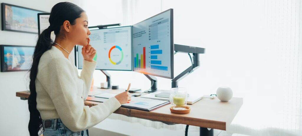 Ngành phân tích dữ liệu ở Việt Nam: Ra trường làm gì và lộ trình sự nghiệp 2025 3 ngành phân tích dữ liệu ở việt nam