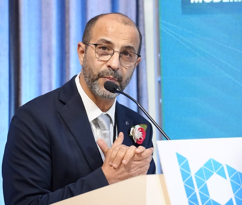 Prof.Yuosre Badir - dean SOM AIT