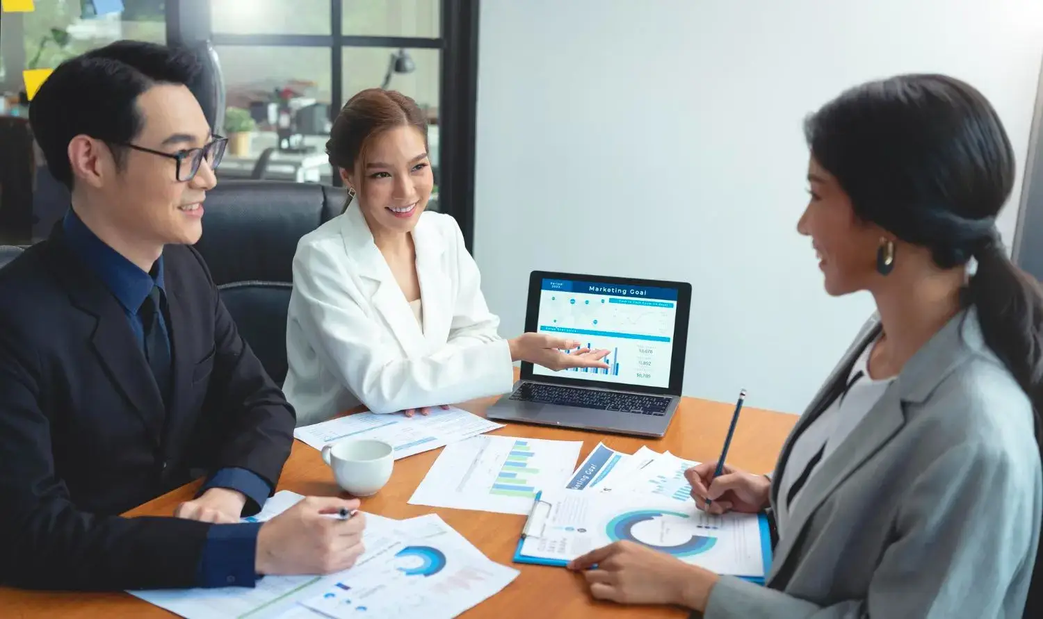 Học thạc sĩ data analyst ở đâu