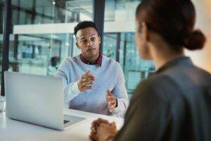 Trang Tin AIT 5 Phân tích định tính trong phân tích dữ liệu là gì