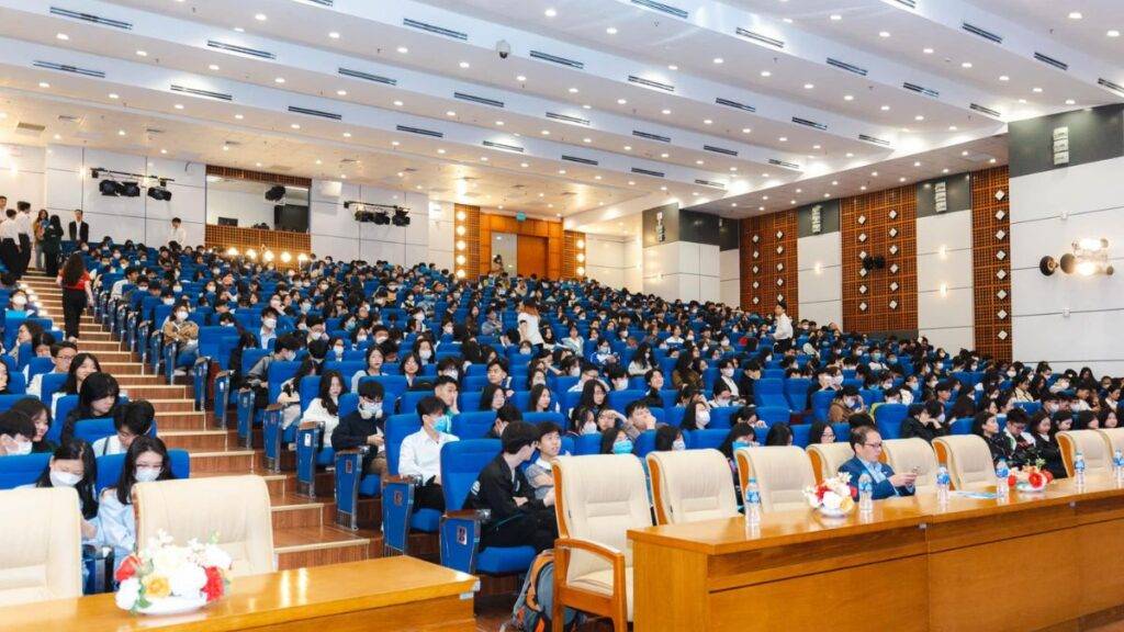 Phân tích dữ liệu kinh doanh học trường nào? 4 phân tích dữ liệu kinh doanh học trường nào