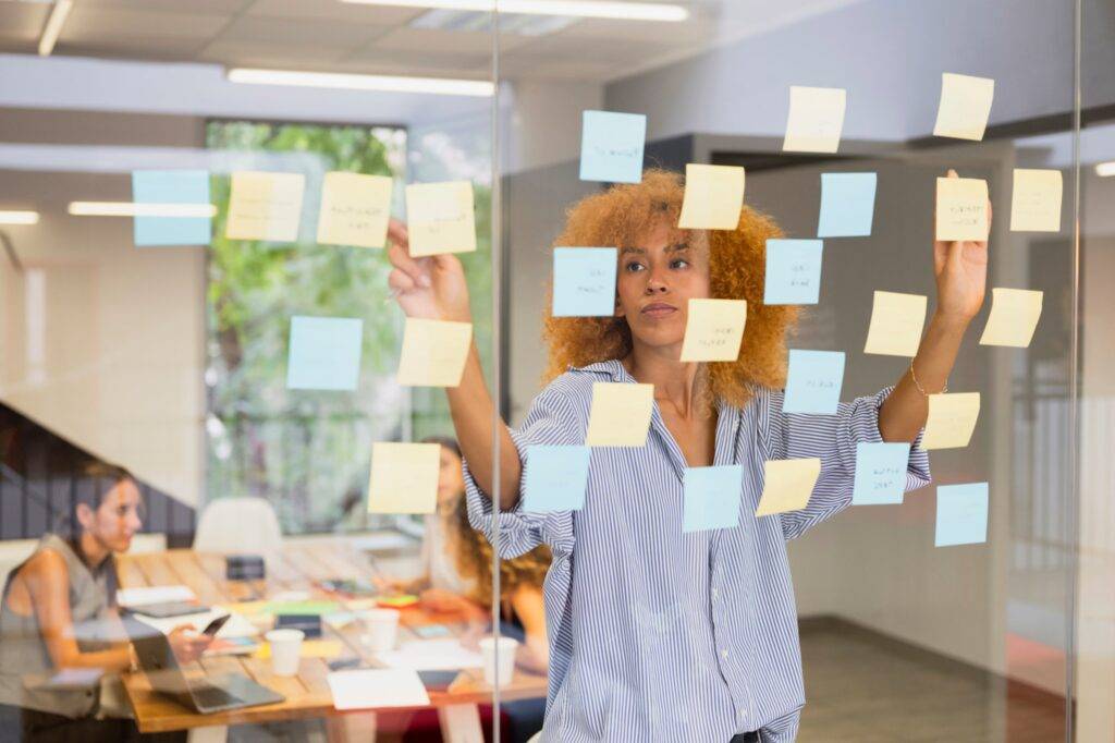 So sánh quantitative data và qualitative data trong phân tích dữ liệu 1 So sánh quantitative data và qualitative data trong phân tích dữ liệu