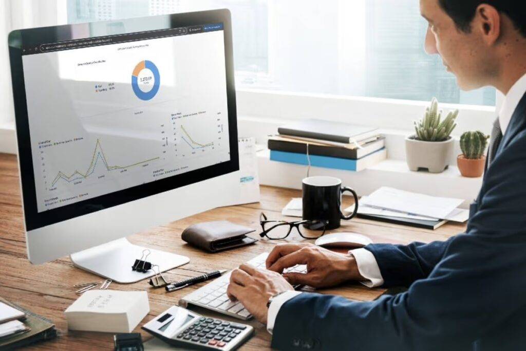 khóa data analyst ngắn hạn có tốt không