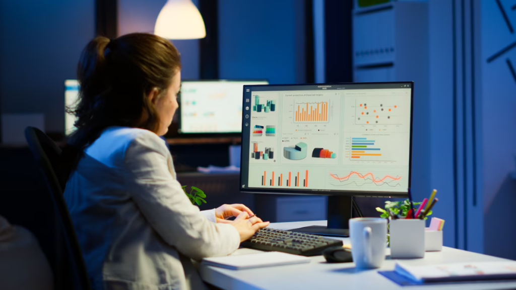 Nên học thạc sĩ phân tích dữ liệu không? Ai nên? Ai không nên? Kinh nghiệm thăng tiến trong nghề data analyst 3 Nên học thạc sĩ phân tích dữ liệu không