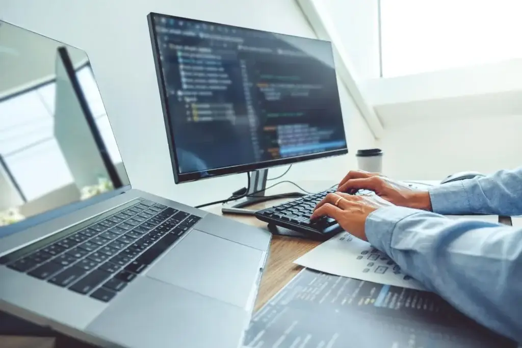 Vì sao data analyst nên học thạc sĩ phân tích kinh doanh? 1 Vì sao data analyst nên học thạc sĩ phân tích kinh doanh?